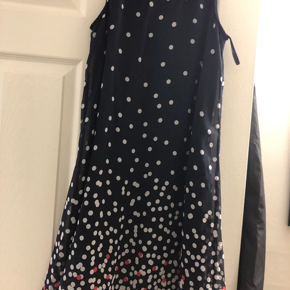beautiful dress - Picture 1 of 3